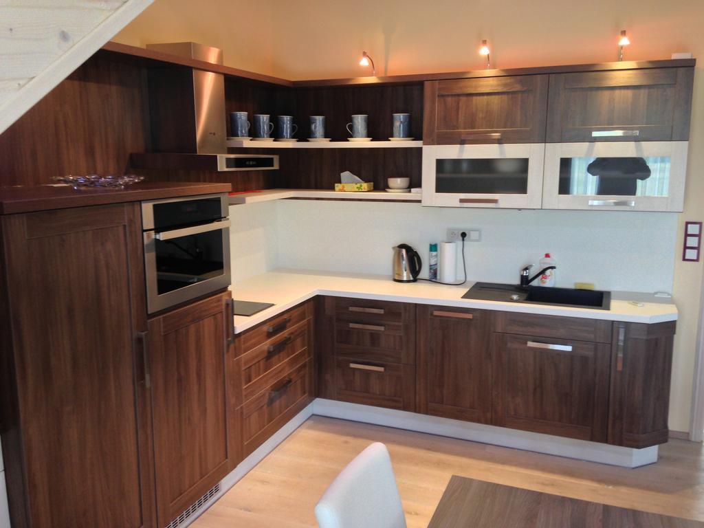 Lake View Apartments Near Golf Resort Kuneticka Hora, Dritec Pardubice Kamer foto